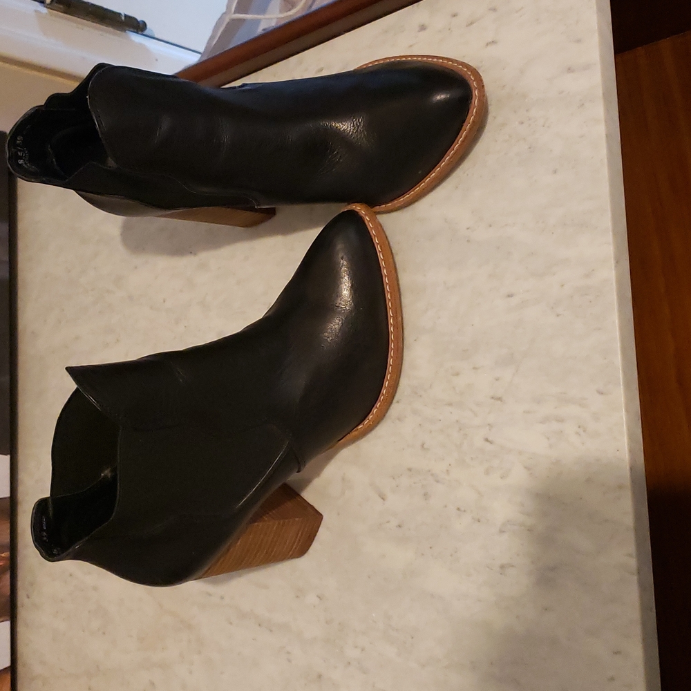 Chinese Laundry boots